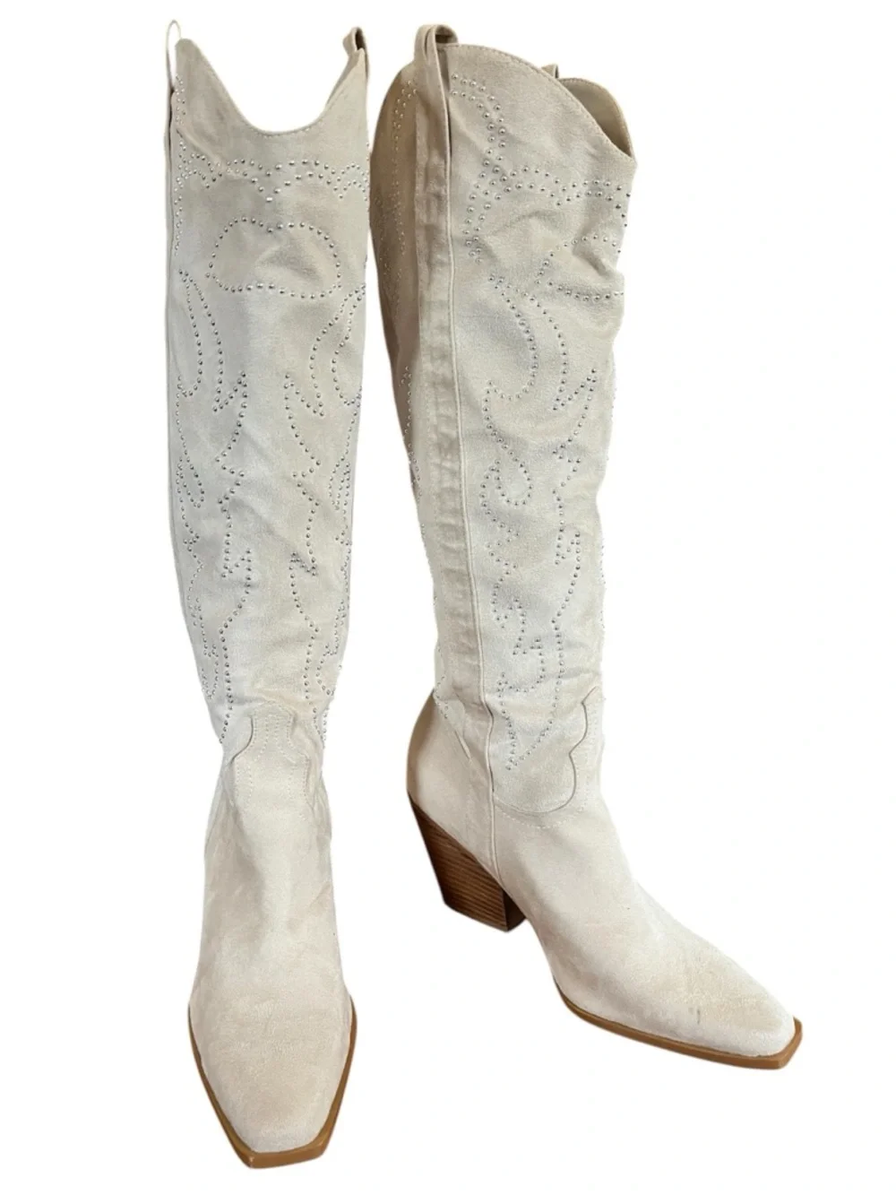 Billini Celara Cream Western Tall Suede Boots with studded detail Size 10